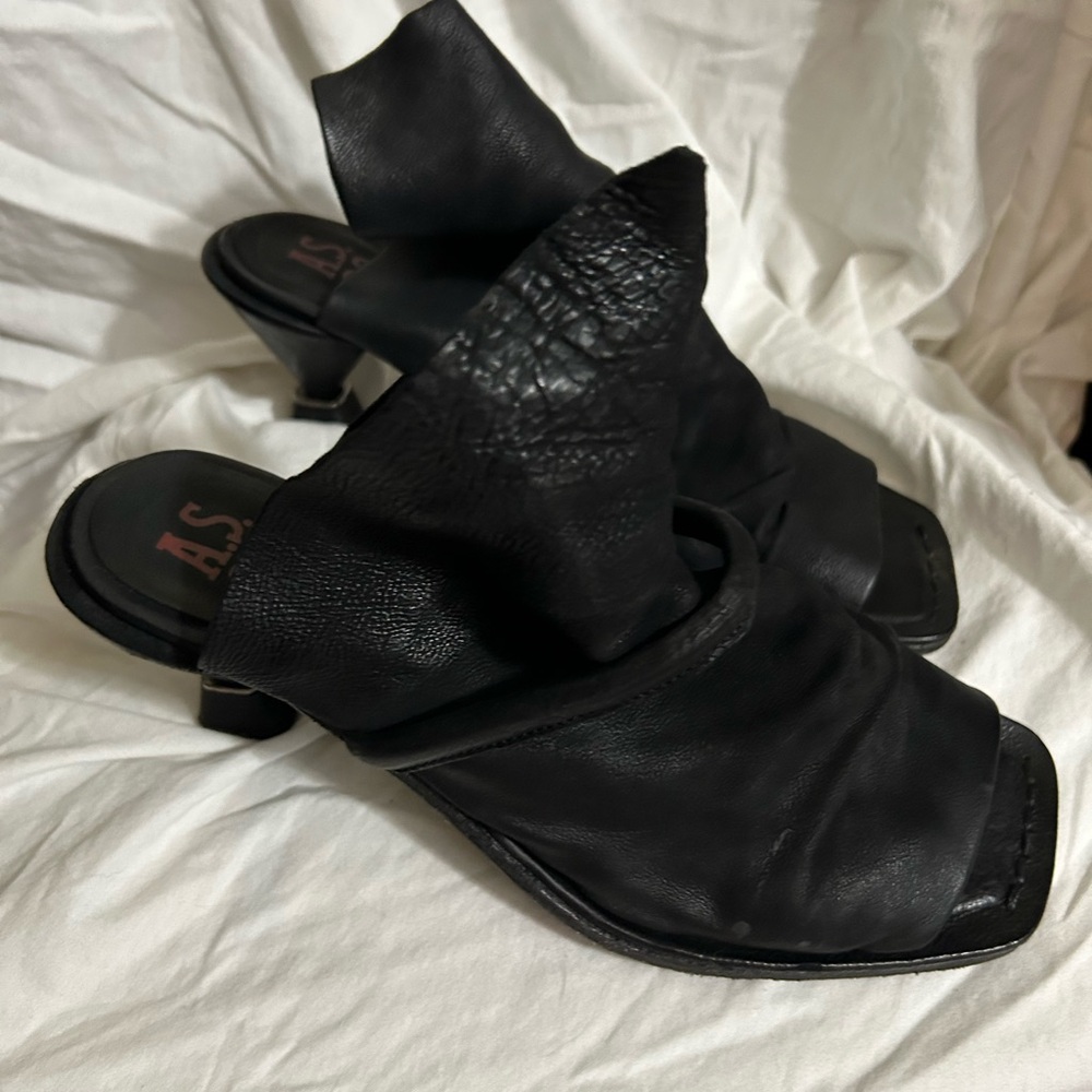A.S.98 Black Leather Mules
